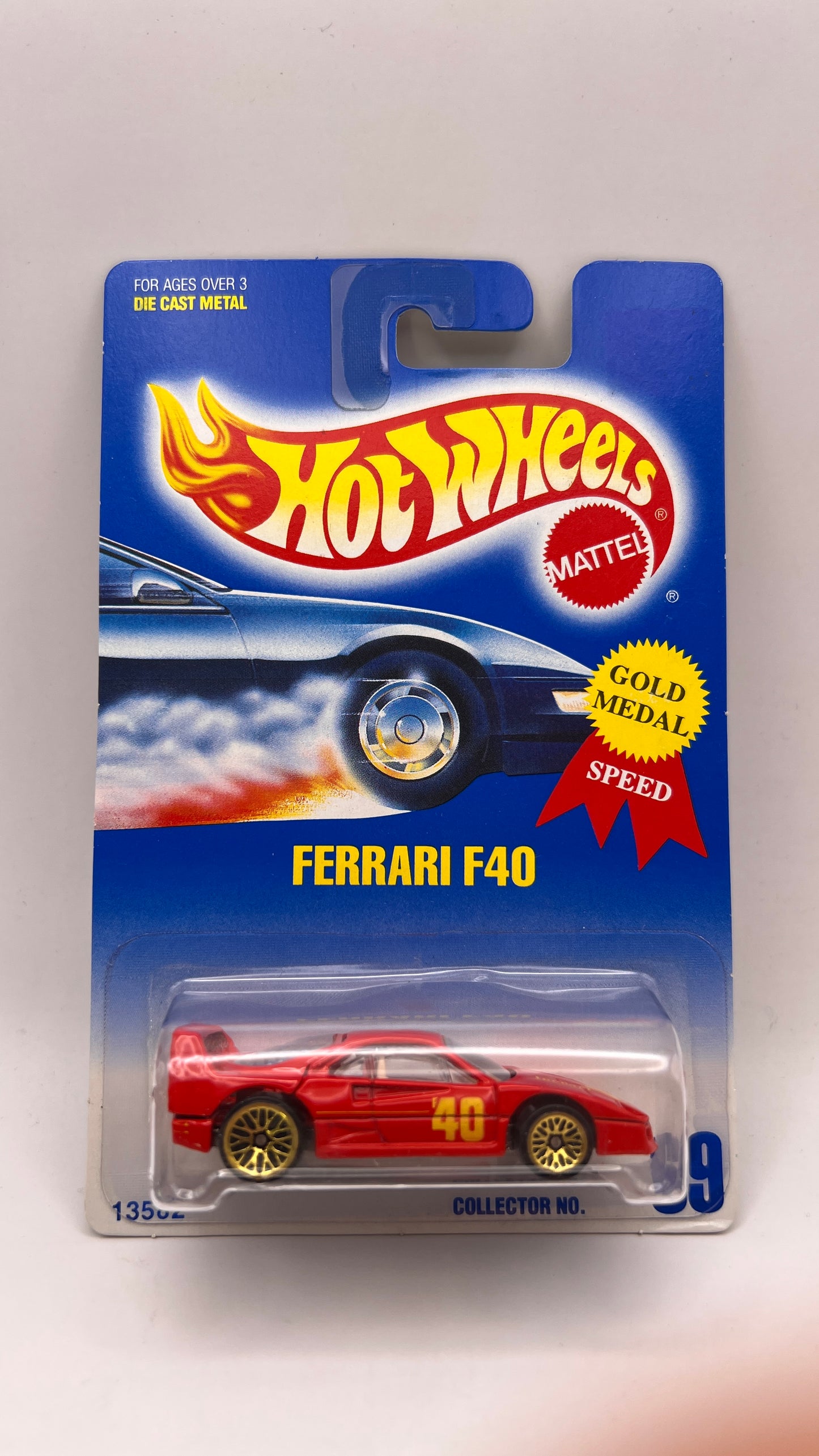 Ferrari F40 Czerwone Wariant kół LW