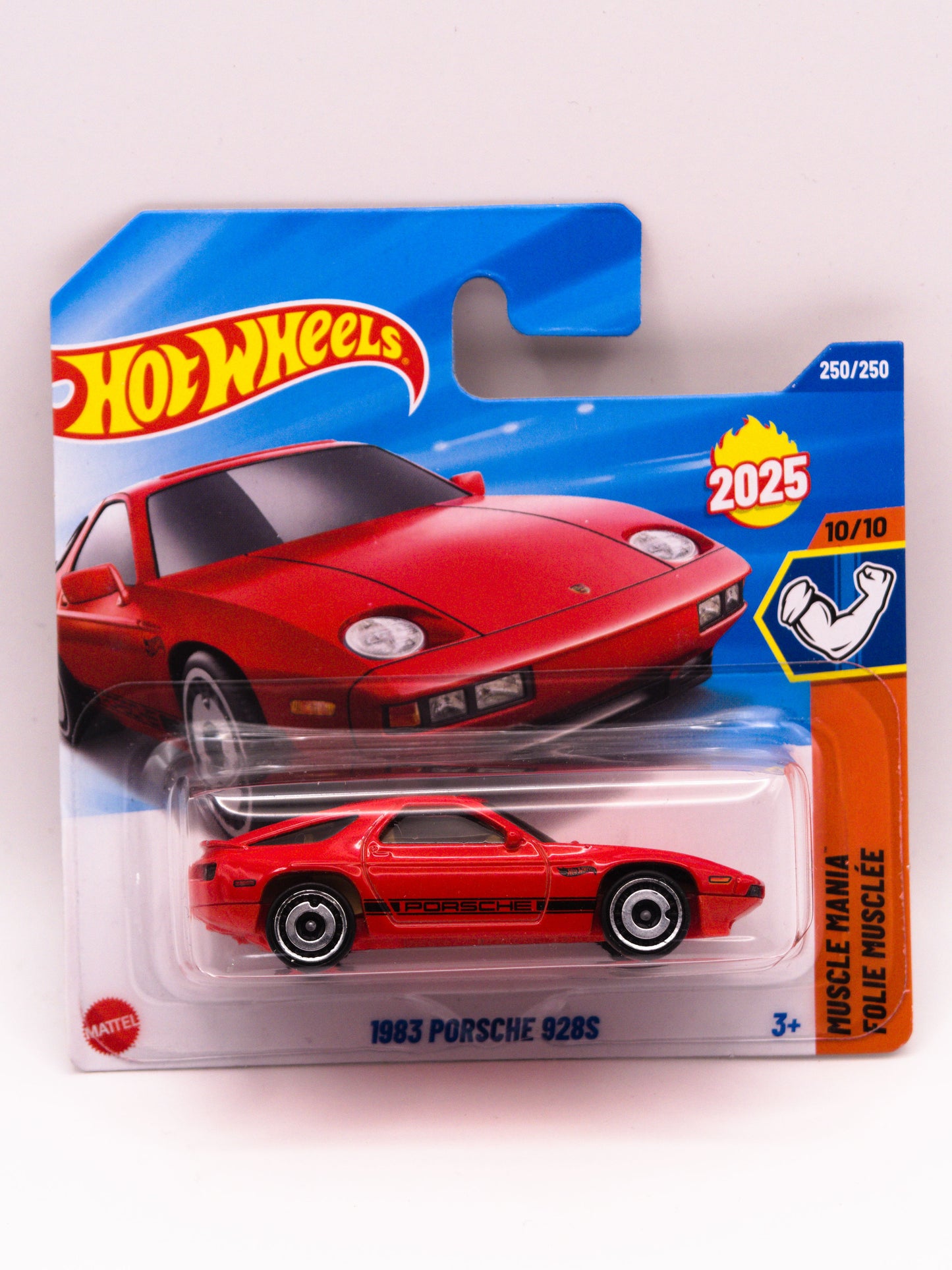 Porsche 928S Red
