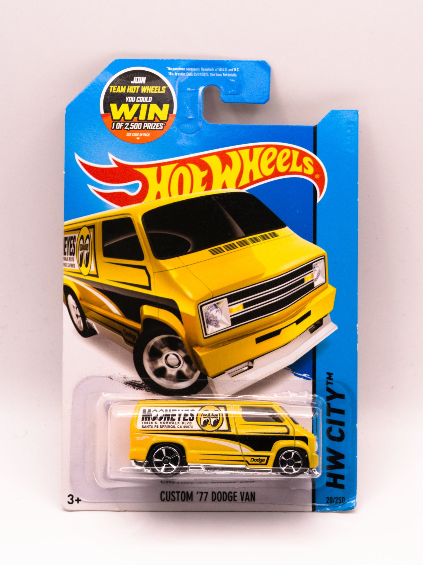Custom '77 Dodge Van Mooneyes Yellow