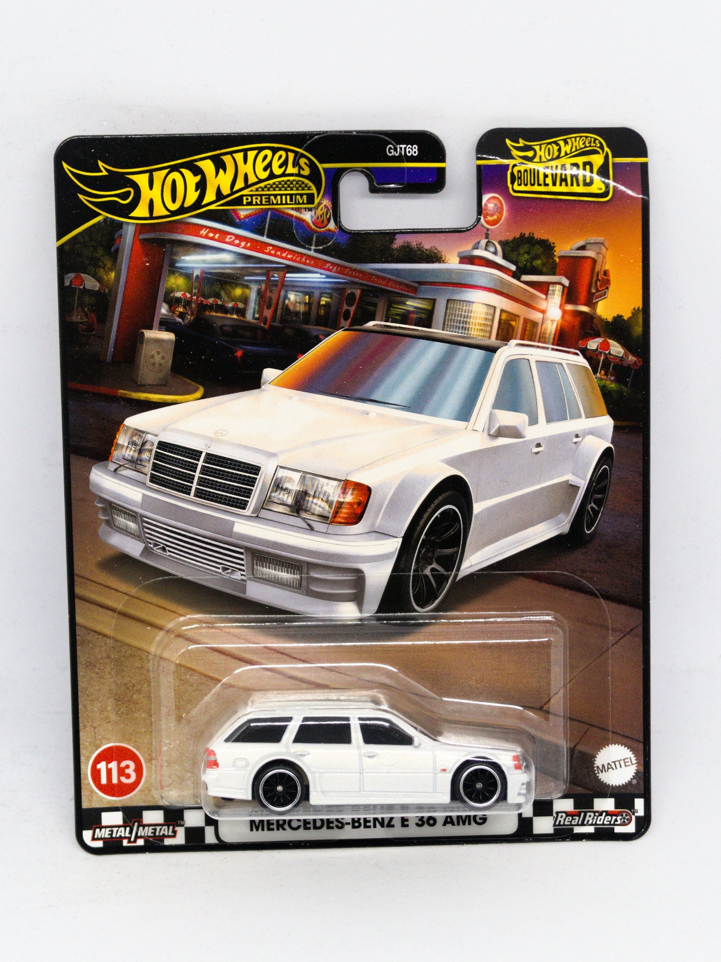 Mercedes-Benz E 36 AMG Boulevard #113 *Corner Damaged