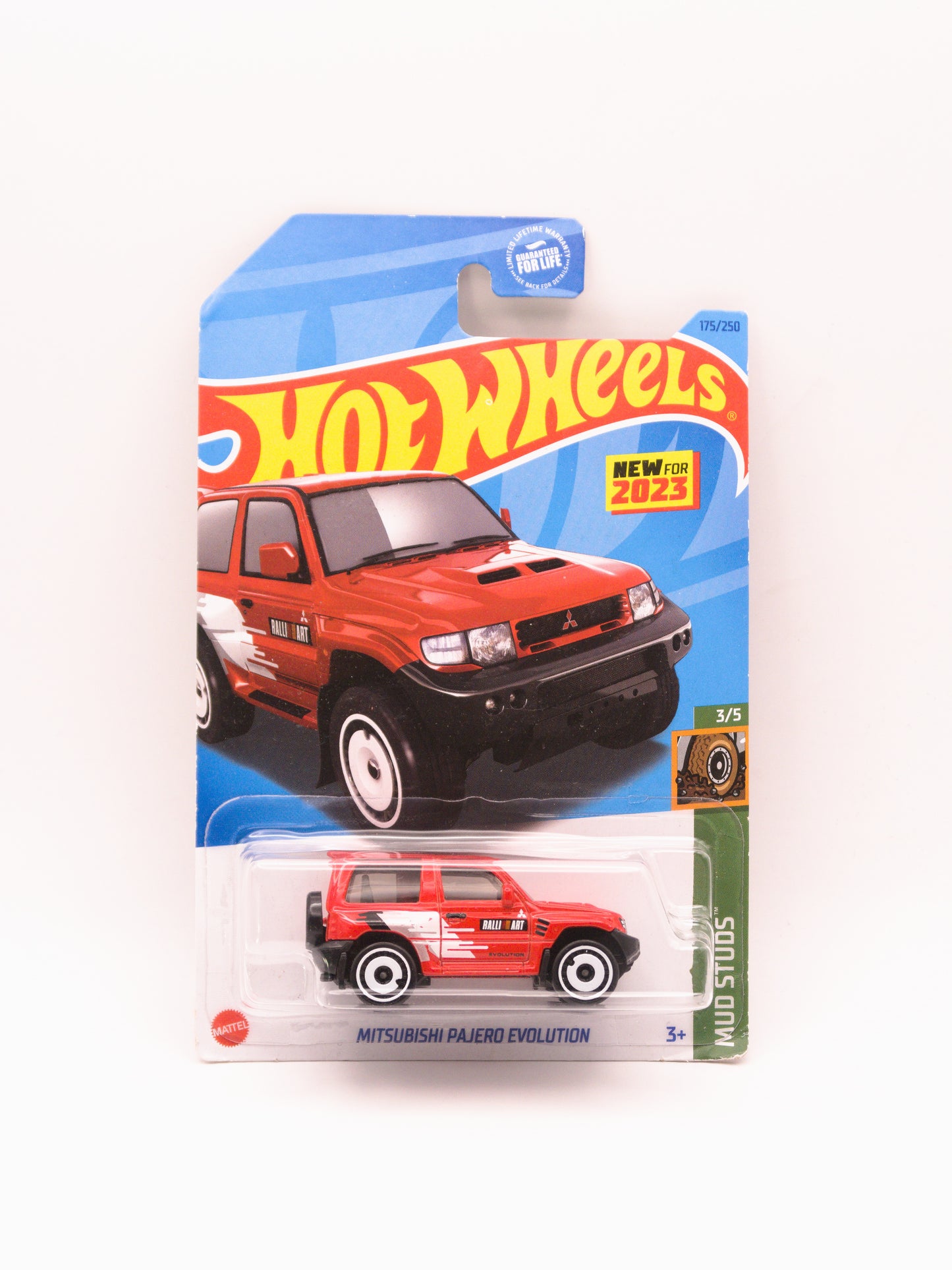 Mitsubishi Pajero Evolution Czerwony