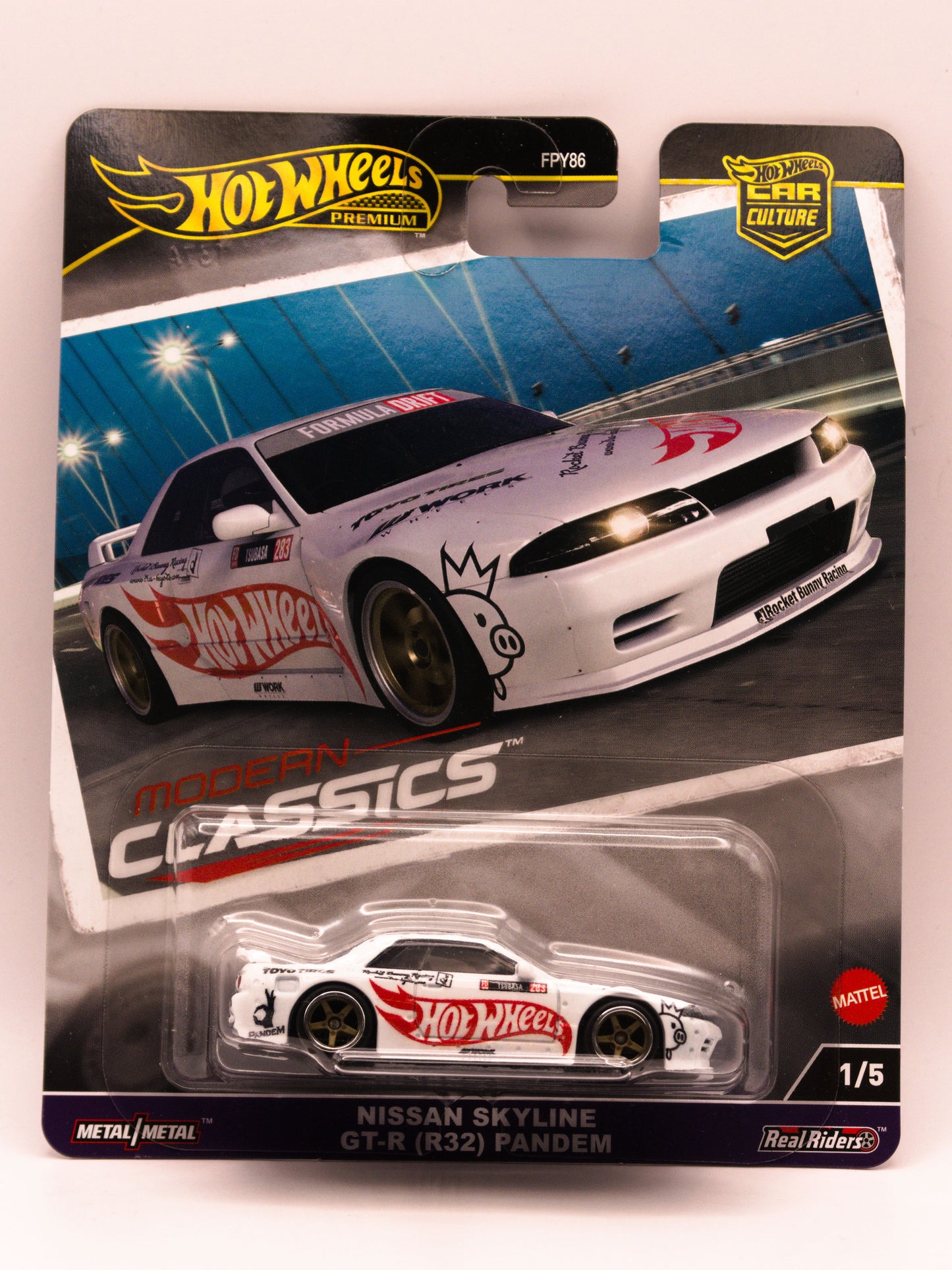 Nissan Skyline GT-R R32 Pandem Premium