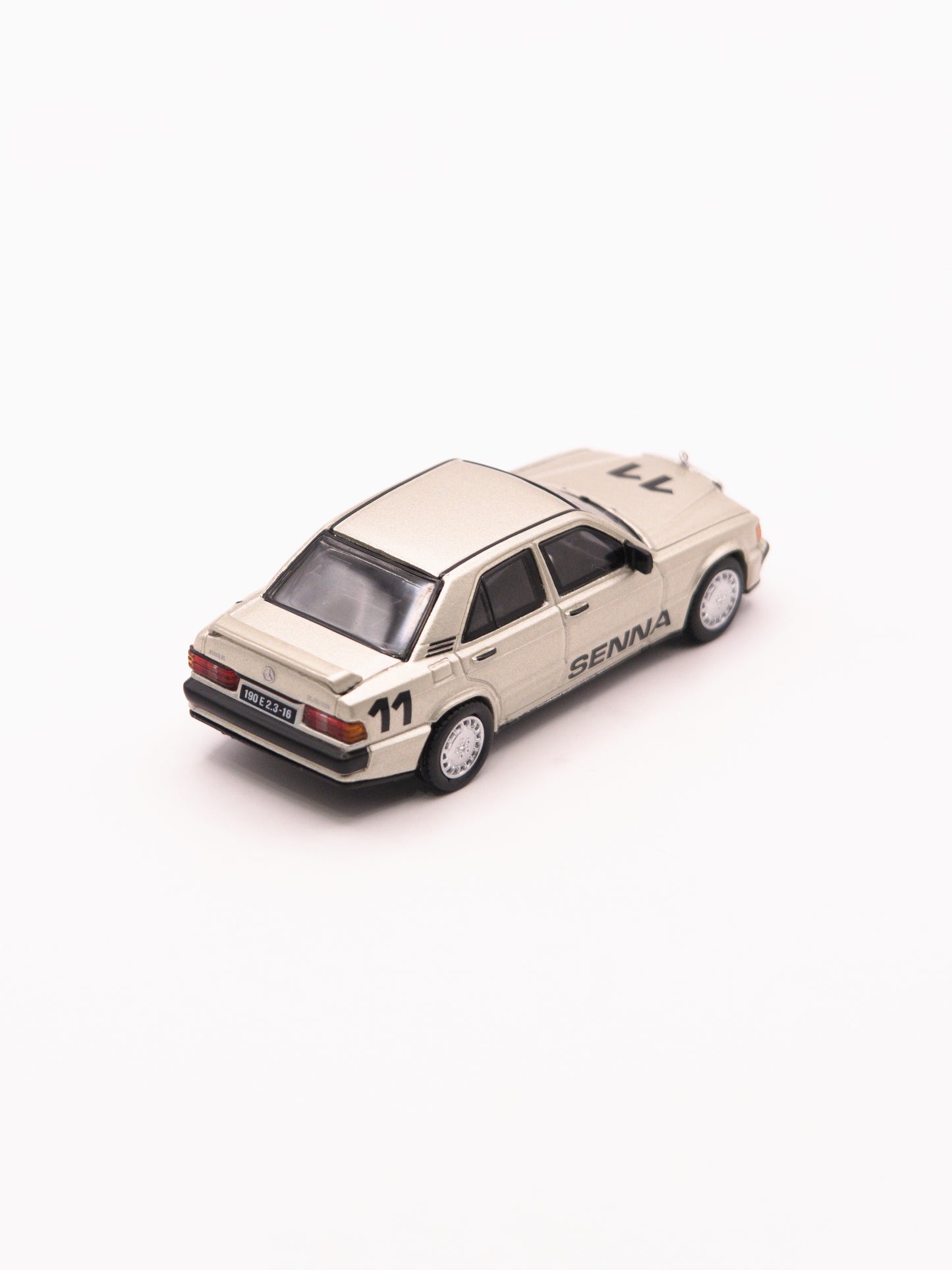 Mini GT #1076 Mercedes Benz 190E 2.3-16 #11 Ayron Senna z Figurką *BLISTER