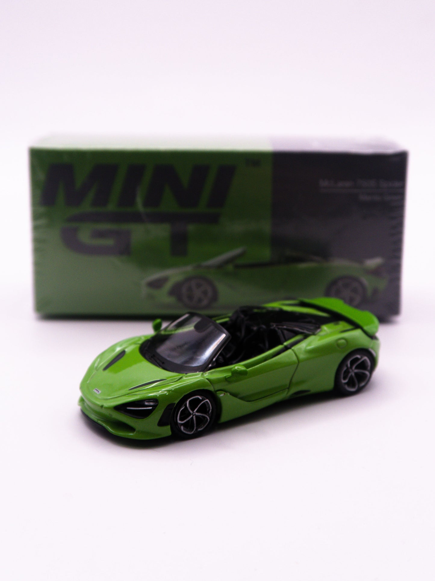 Mini GT #783 McLaren 750S Spider Mantis Green Green