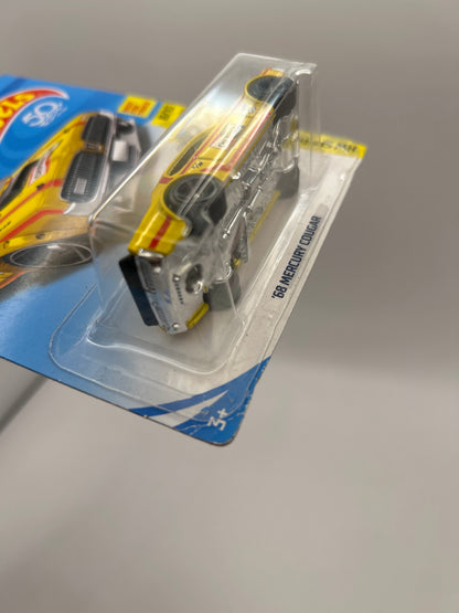 '68 Mercury Cougar Yellow *Card Corner