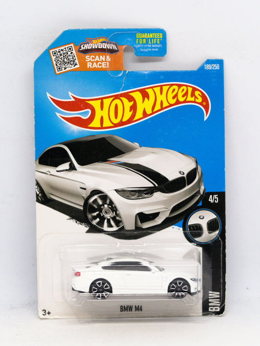 BMW M4 White *Damaged