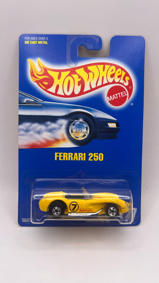 Ferrari 250 Żółty - Wariant kół BW + Chromowany Grill