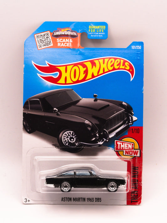 Aston Martin 1963 DB5 Black