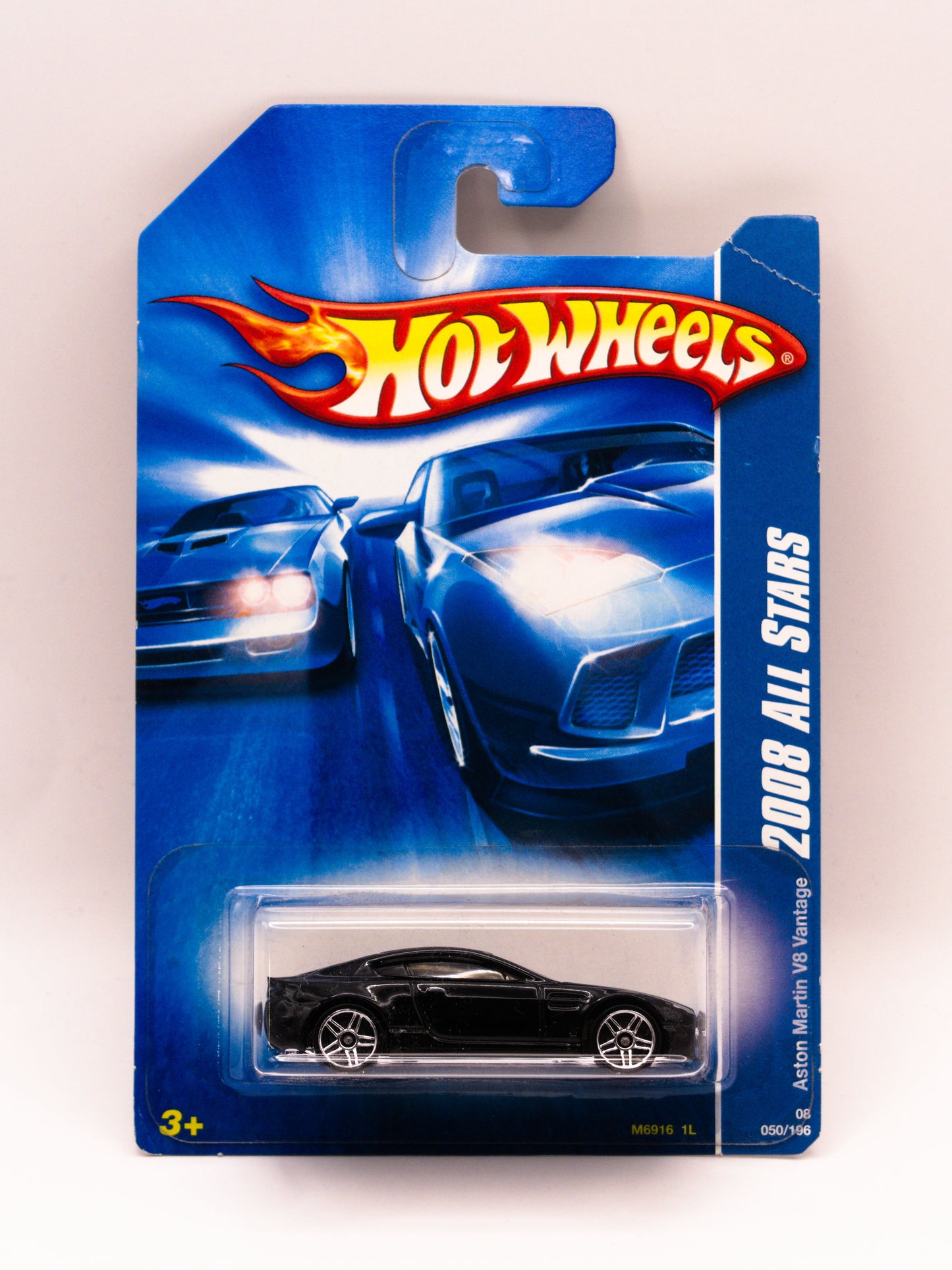 Aston Martin V8 Vantage Black *Damaged Card