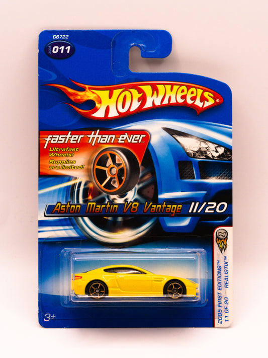 Aston Martin V8 Vantage Yellow Realistix 2 Card Variant