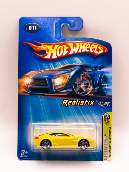 Aston Martin V8 Vantage Yellow Realistix