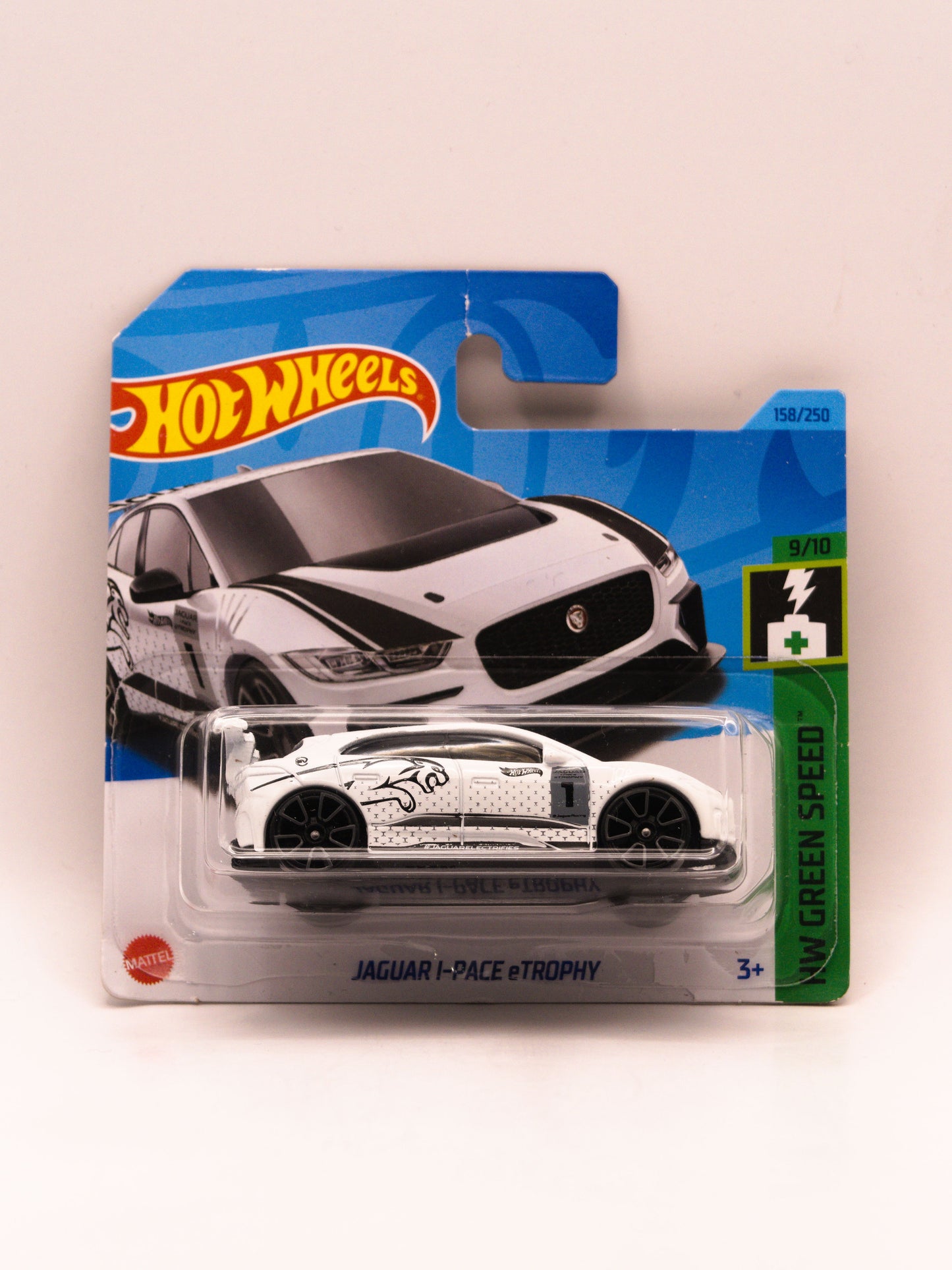 Jaguar I-Pace eTrophy White *Checkmark