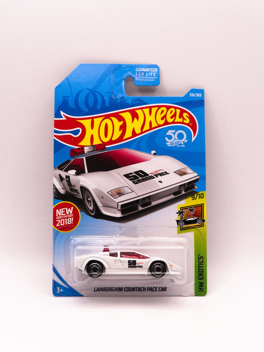 Lamborghini Countach Pace Car White