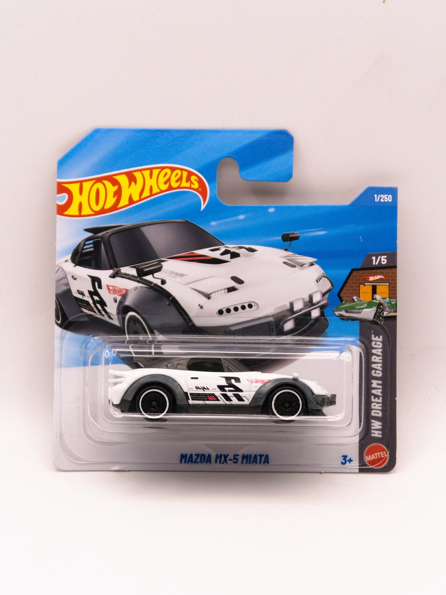 Mazda MX-5 Miata White