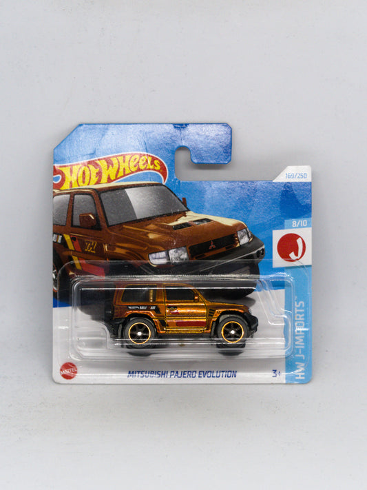 Super Treasure Hunt Mitsubishi Pajero - SHORT CARD *Damaged card