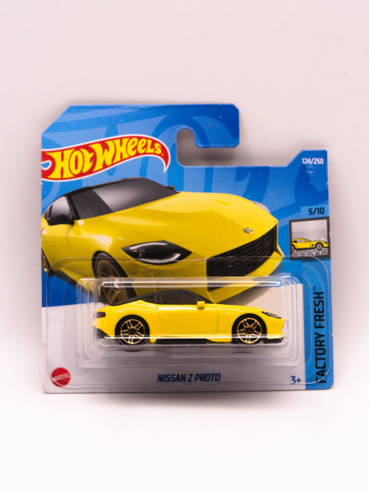 Nissan Z Proto Yellow *Hook