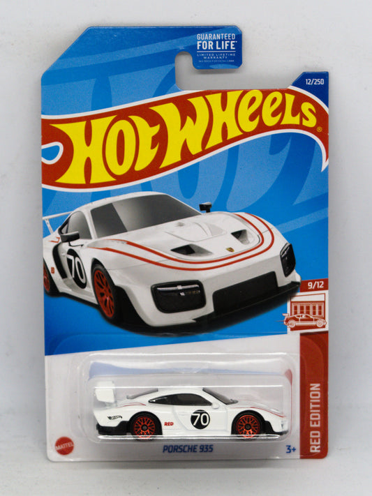 Porsche 935 White Red Edition