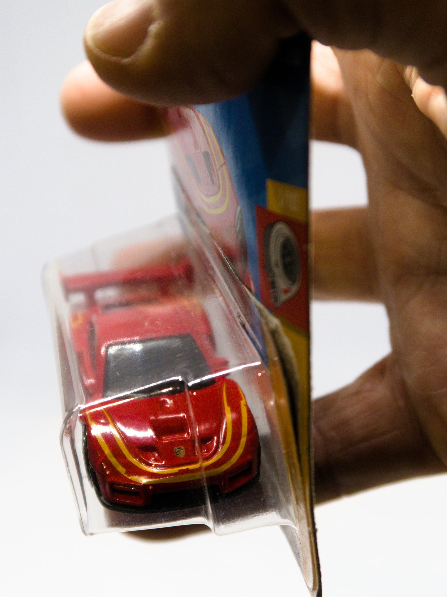 Porsche 935 Red SHORT *Damaged SHORT CARD