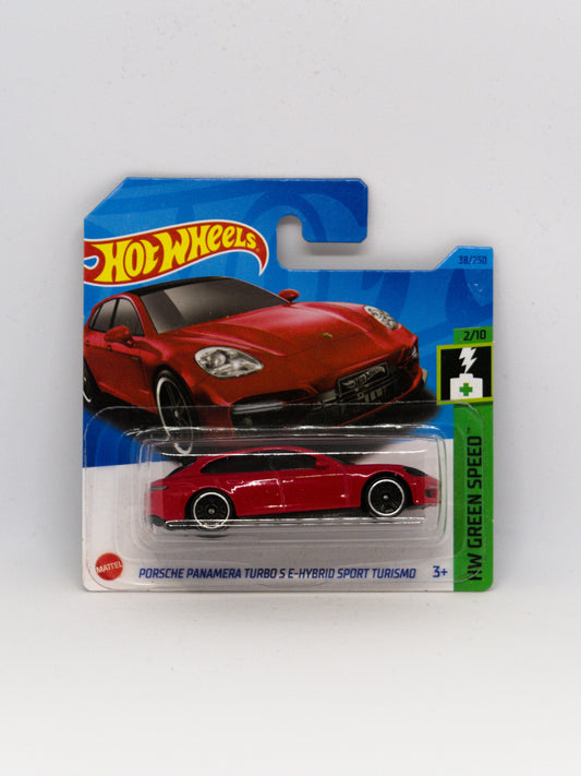 Porsche Panamera Turbo S E-Hybrid Sport Turismo Red