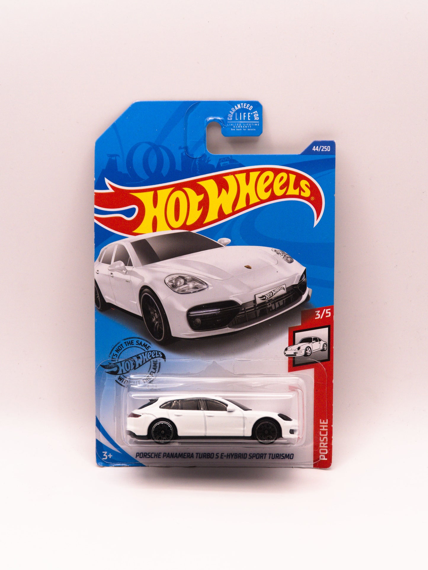 Porsche Panamera Turbo S E-Hybrid Sport Turismo White