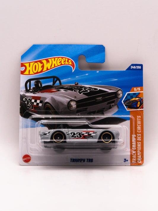 Treasure Hunt (TH) Triumph TR6 Gray