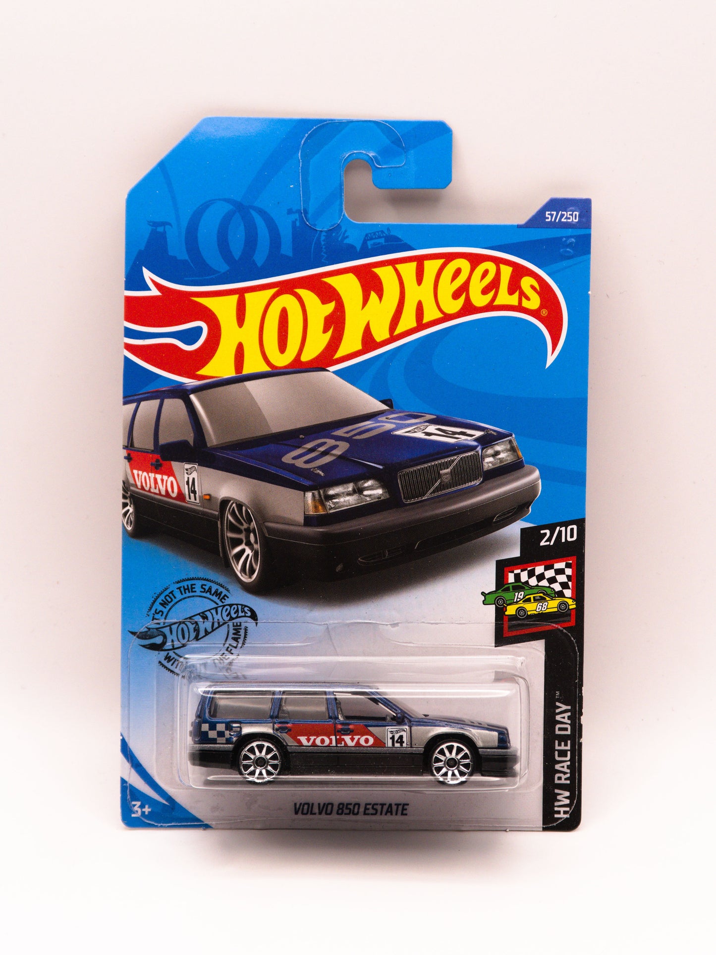 Volvo 850 Estate Blue