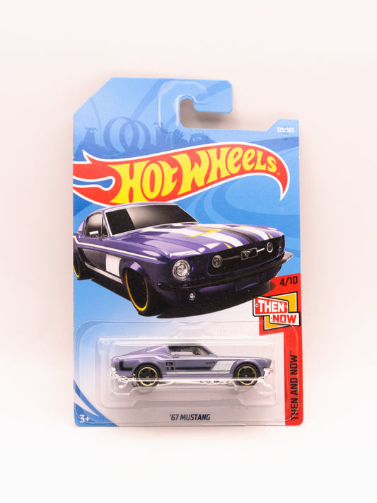 '67 Ford Mustang Fioletowy