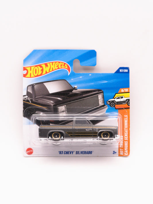 '83 Chevy Silverado Czarny