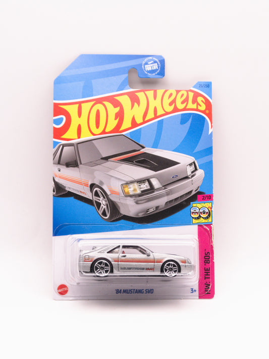 '84 Ford Mustang SVO Srebrny