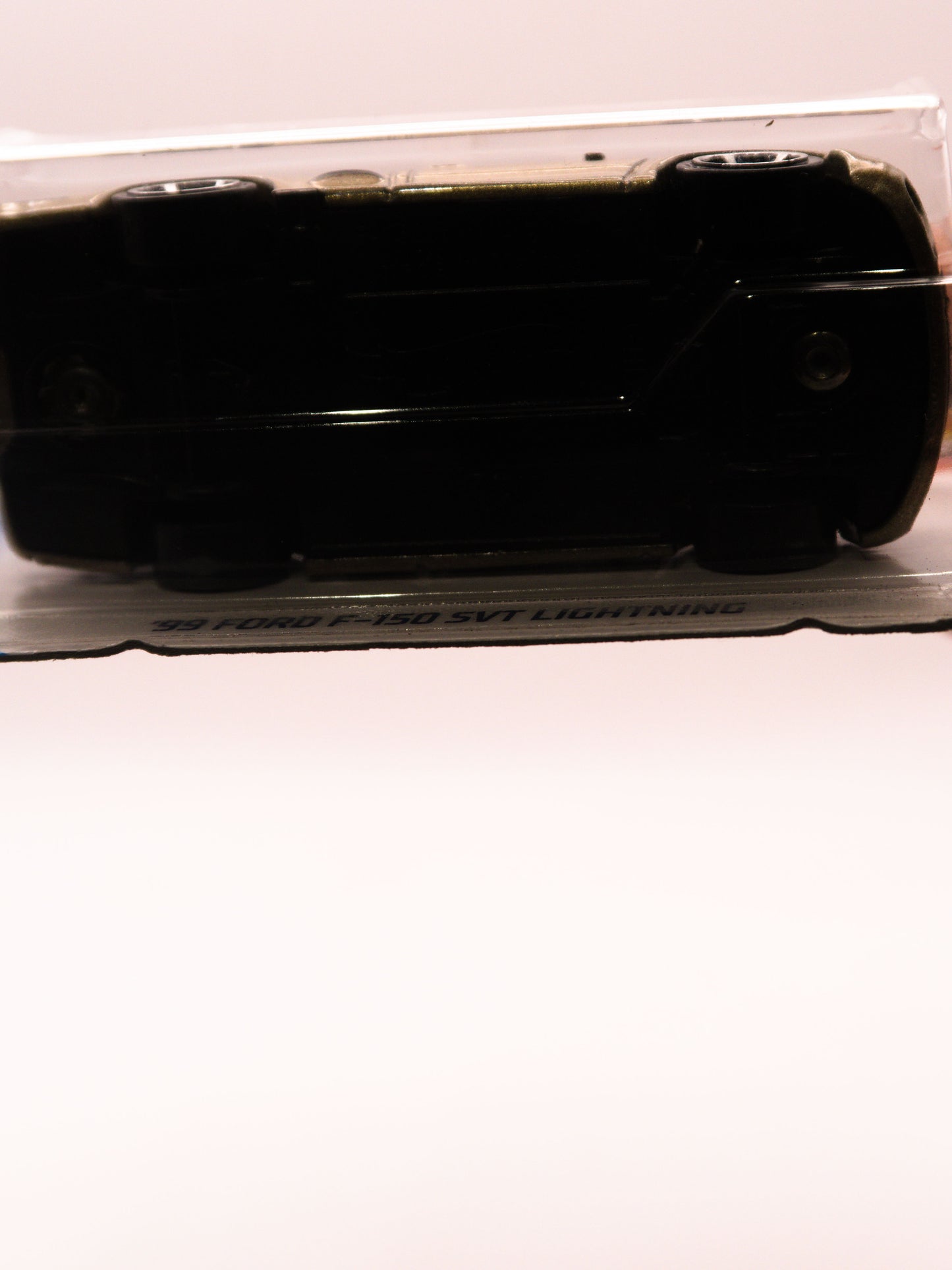 '99 Ford F-150 SVT Lightning Gold *Bottom of the Page