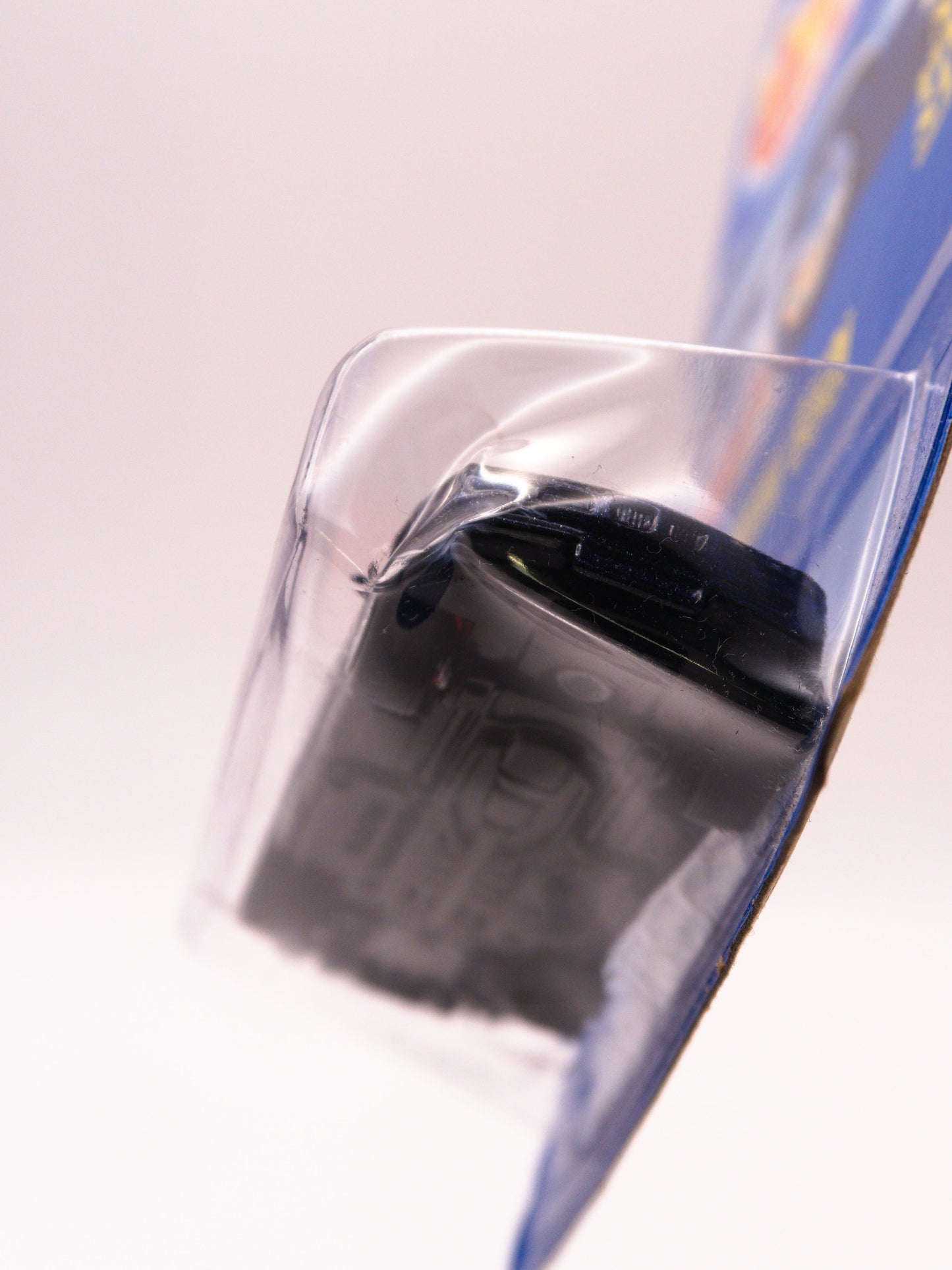 BMW 850i Navy Blue UH Wheel Variant *Blister