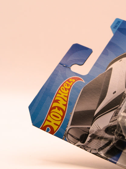 Jaguar I-Pace eTrophy White *Checkmark