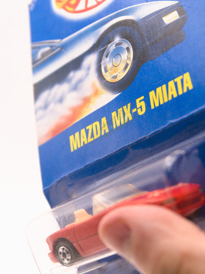 Mazda MX-5 Miata Czerwony *Karta