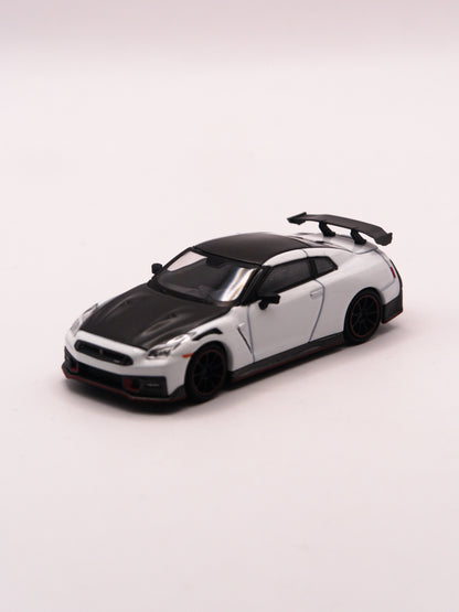 Mini GT #1045 Nissan GT-R Nismo R35 2024 White