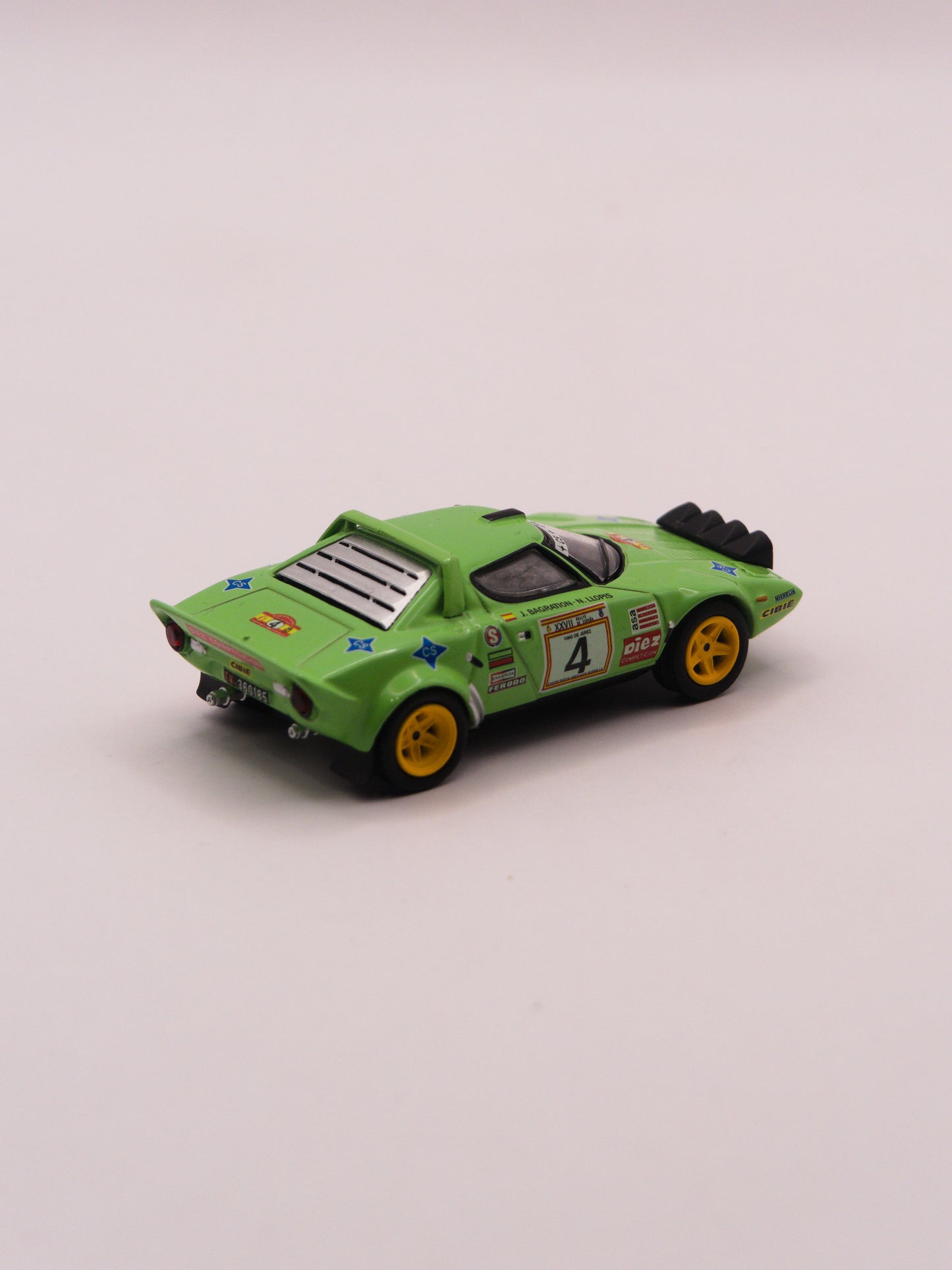 Mini GT #1050 Lancia Stratos HF #4 Spanish Rally Champion Green *BLISTER