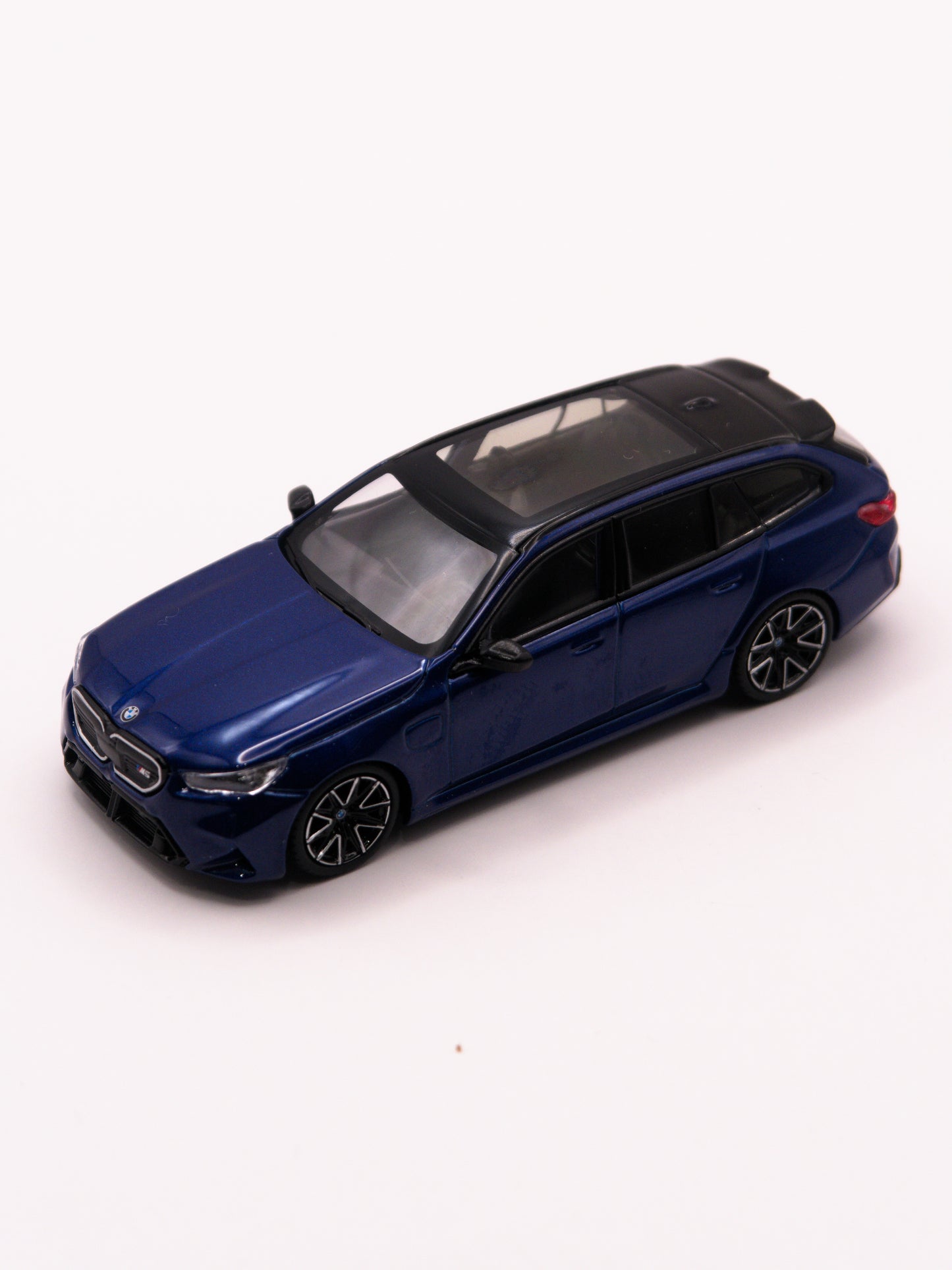 Mini GT #1080 BMW M5 Touring Niebieski *Blister