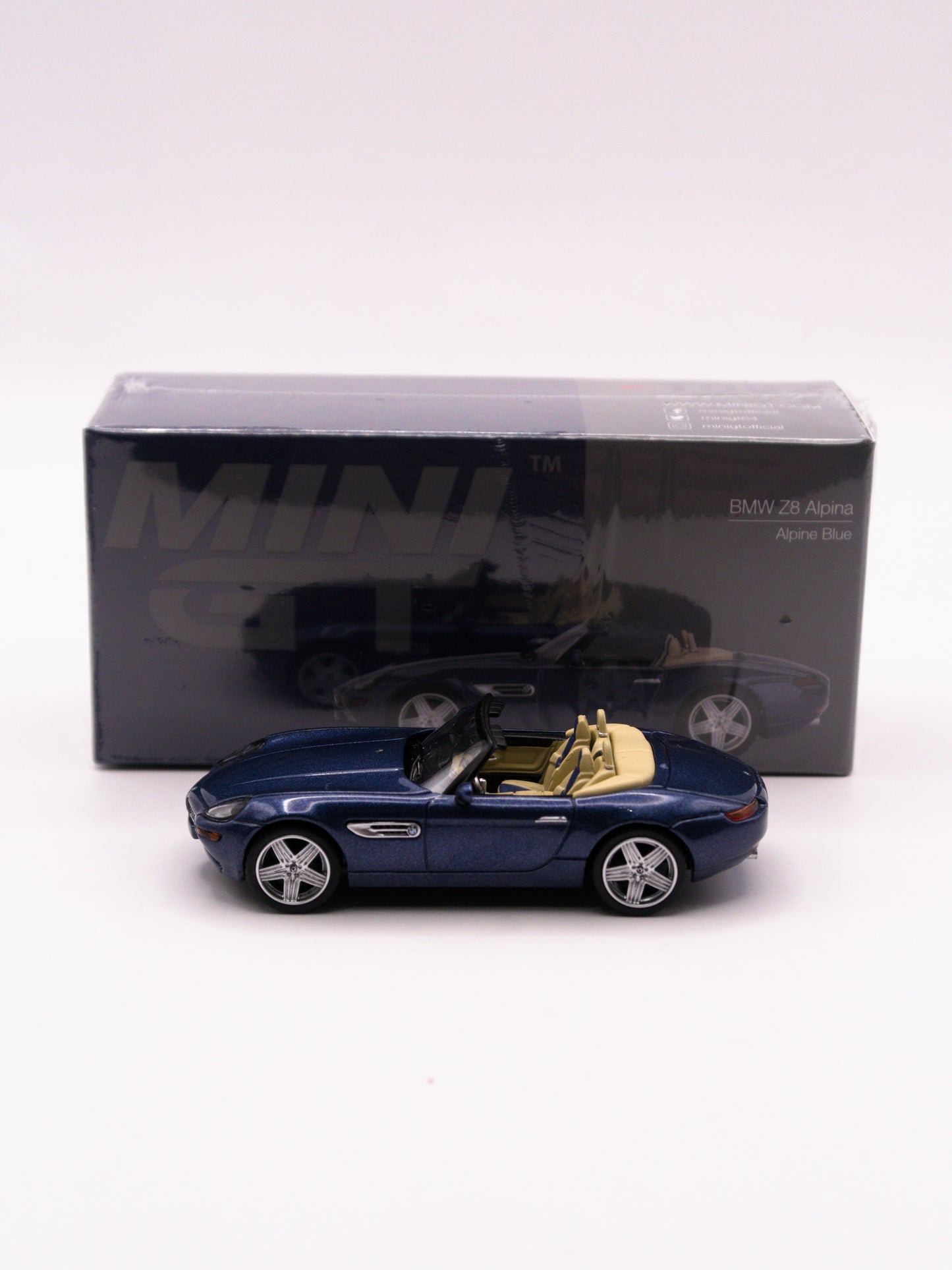 Mini GT #1082 BMW Z8 Alpina Niebieski *Pudełko