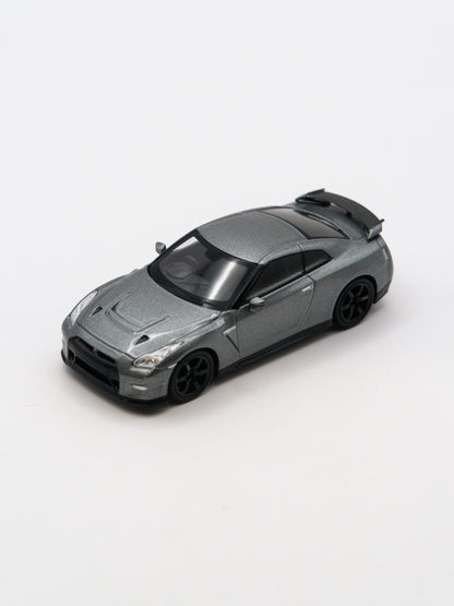 Mini GT #1089 Nissan GT-R R35 CRS Version Szary