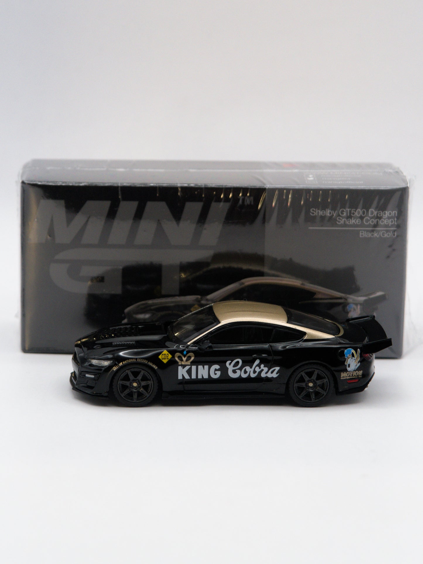 Mini GT #1130 Shelby GT500 Dragon Snake Concept Czarno Złoty