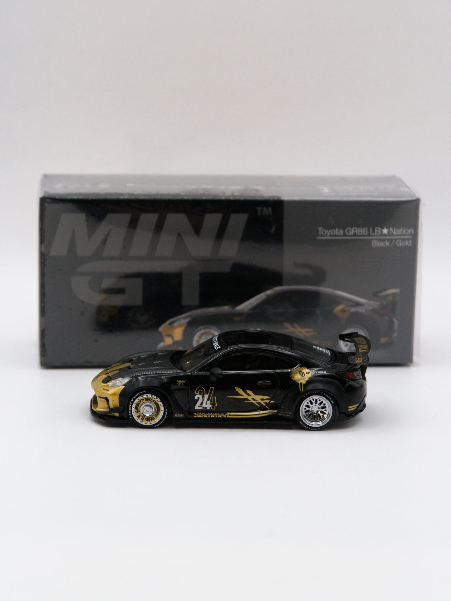 Mini GT #1149 Toyota GR-86 LB-Nation Liberty Walk Czarno Złoty