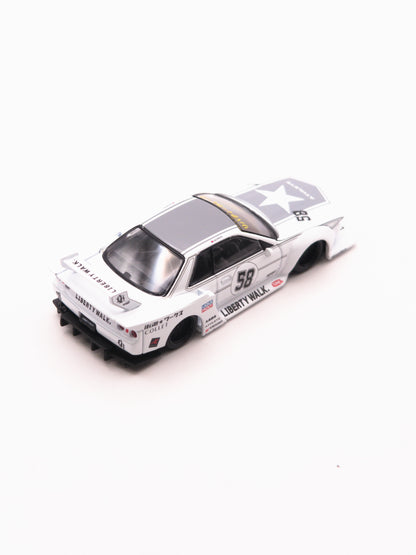 Mini GT #1217 Nissan Skyline GT-R R32 Liberty Walk Biały *BLISTER