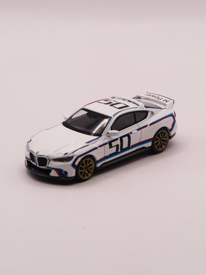 Mini GT #863 BMW M4 CSL 3.0 Biały