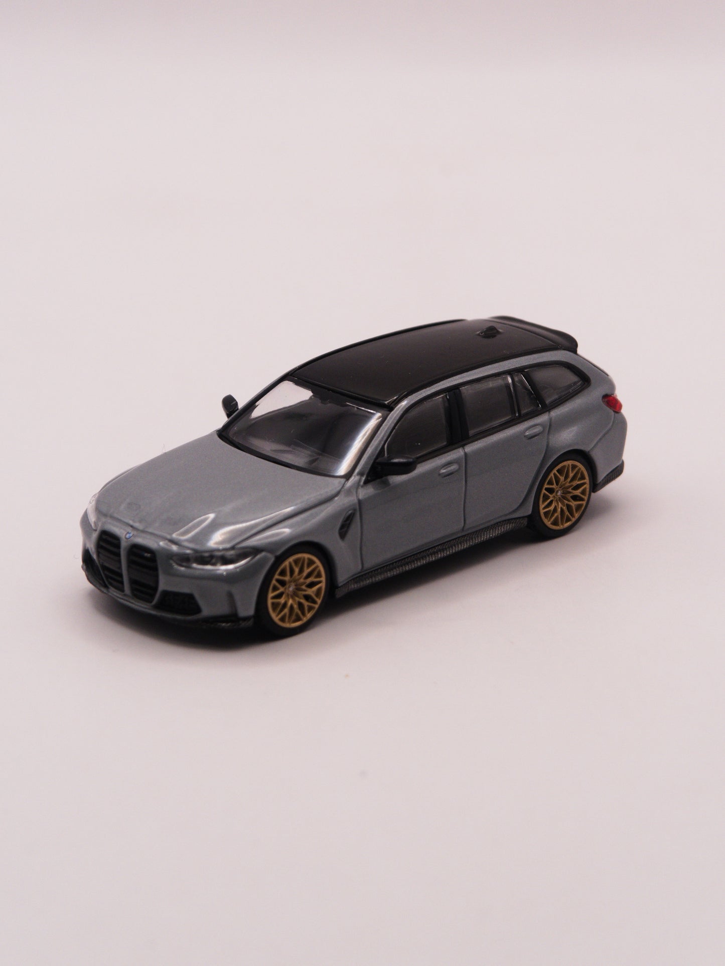 Mini GT #864 BMW M3 Touring Competition Szary