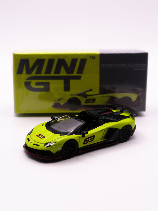 MiniGT #887 Lamborghini Aventador SVJ 63 Roadster Verde Shock Green