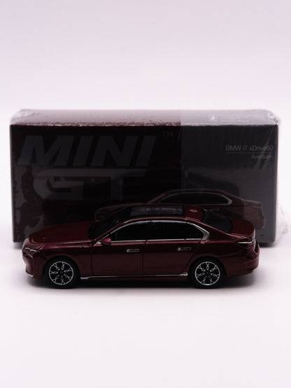 Mini GT #952 BMW i7 xDrive60 Red