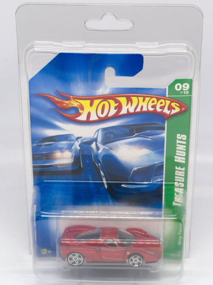 Collector's case for the Long Card