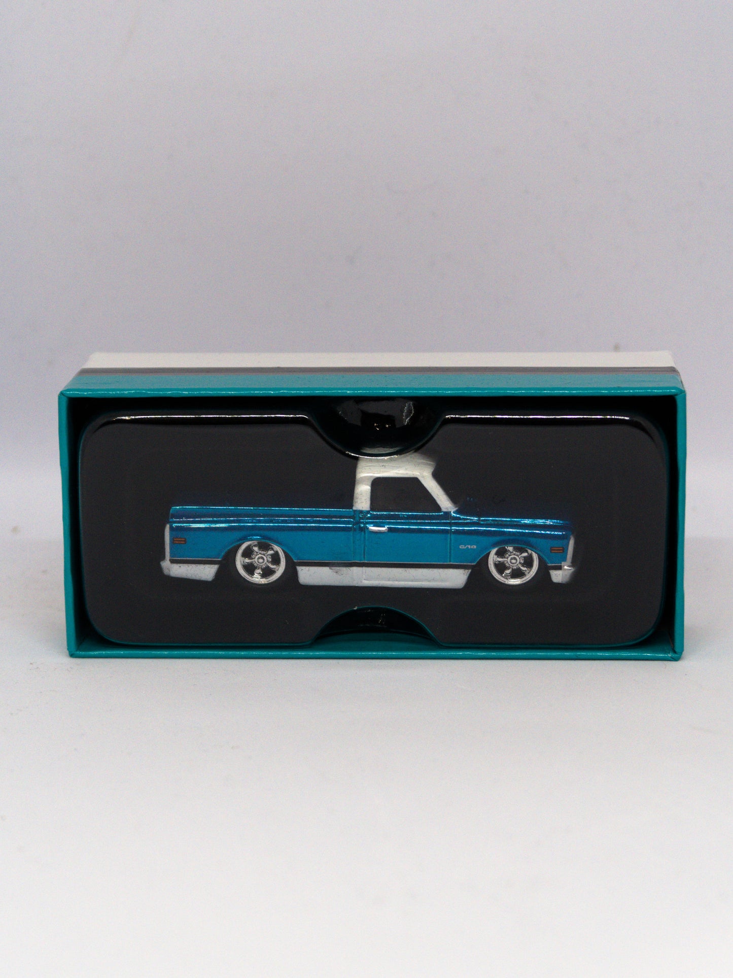 Red Line Club RLC Chevy C/10 Turquoise